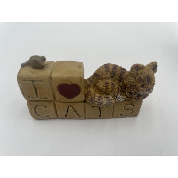 Ceramic Cat Figurine & "I Love Cats" Block Decor By Blossom Bucket Inc - Picture 10 of 11